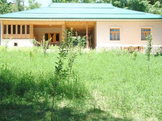 Nurata Guesthouse (Hayat Village)