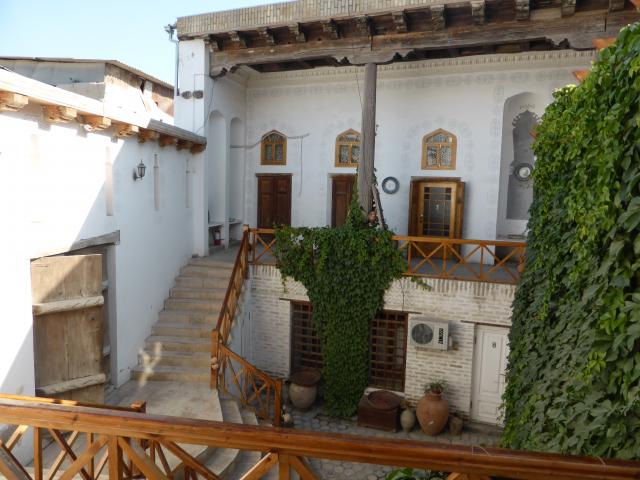 Bibi-Khanym Hotel
