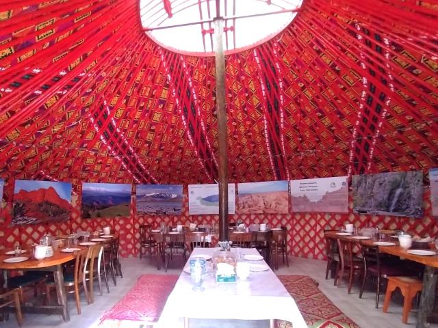 Almaluu Yurt Camp
