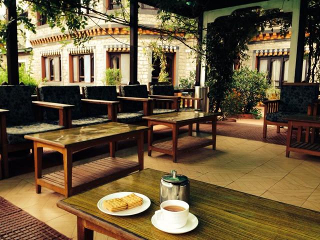 Meri Phuensum Resort