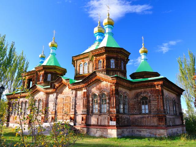 Explore Soviet life with a city tour