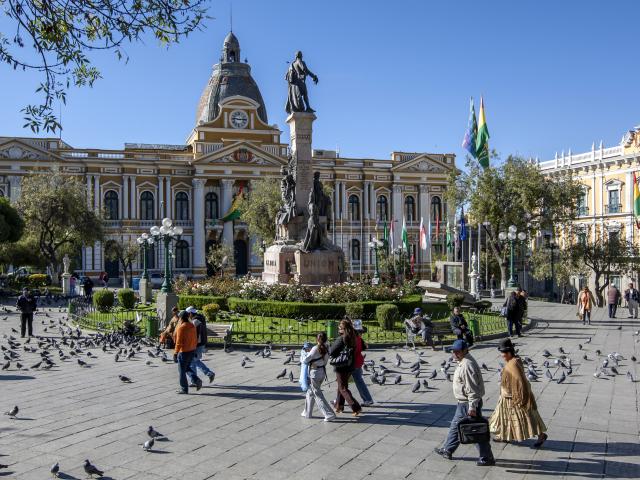 Walk through the sprawl of La Paz