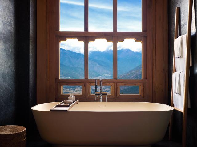 Six Senses Paro