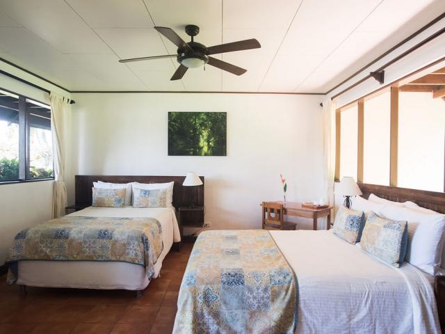 Tortuga Lodge