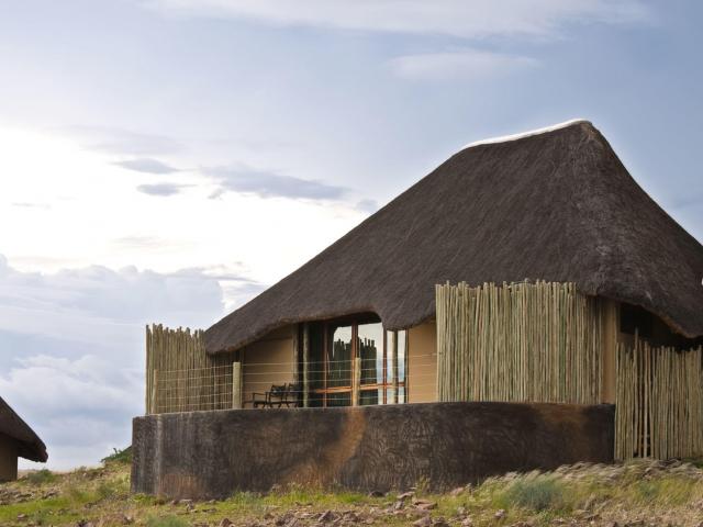 Doro Nawas Camp