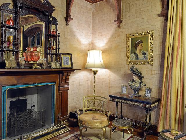 Chapslee House