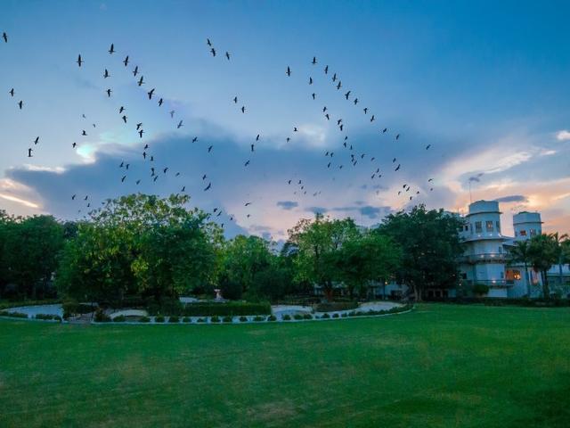 Usha Kiran Palace Hotel
