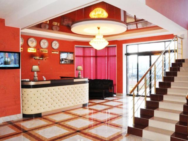 Firuz Hotel