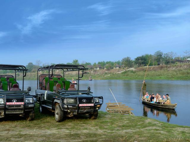 Barahi Jungle Lodge