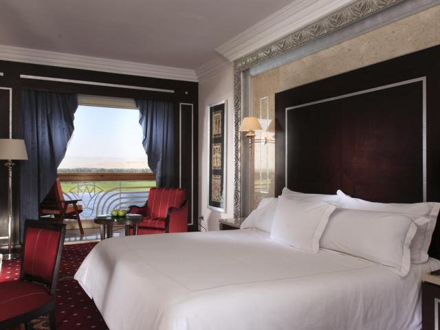Sonesta St George Hotel