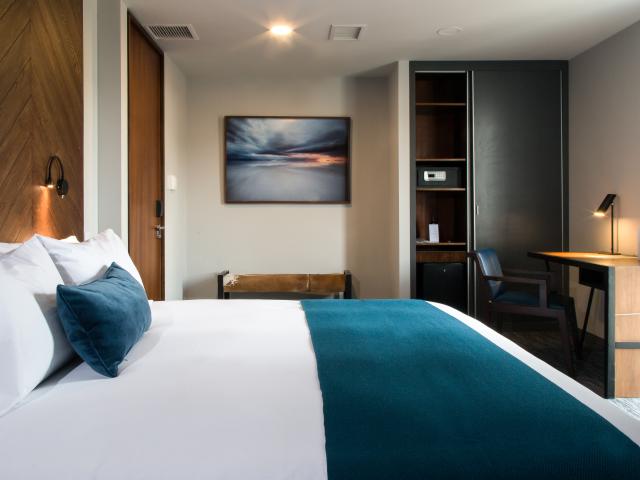 Atix Hotel