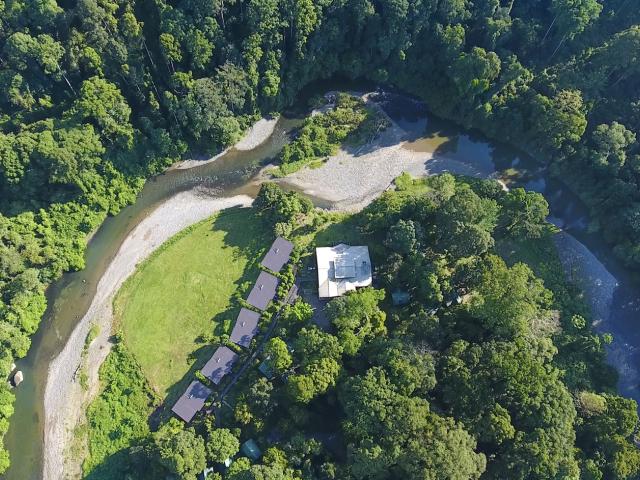 Borneo Rainforest Lodge