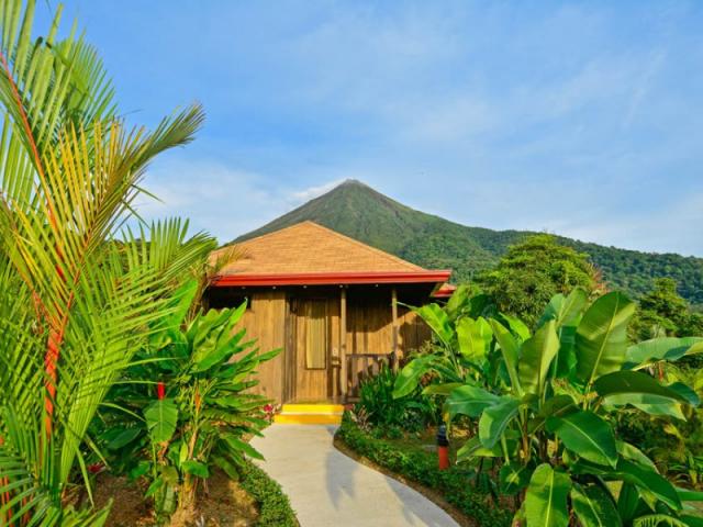 Lomas Del Volcán