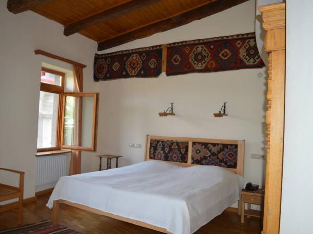 Mirhav Hotel
