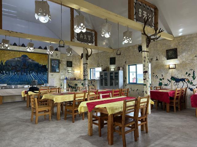 Talbiun Ger Camp