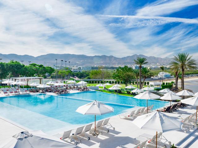 Crowne Plaza Muscat Hotel