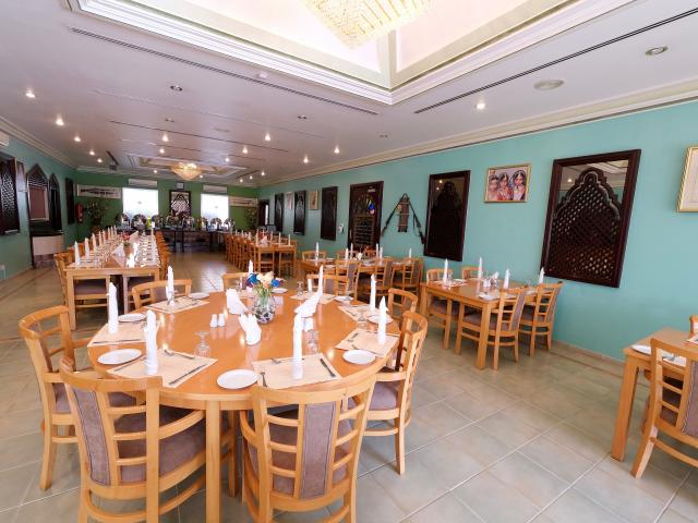 Falaj Daris Hotel