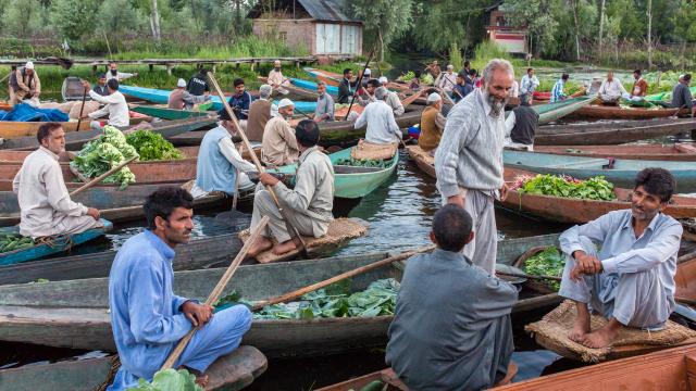Visit Dal Lake floating market