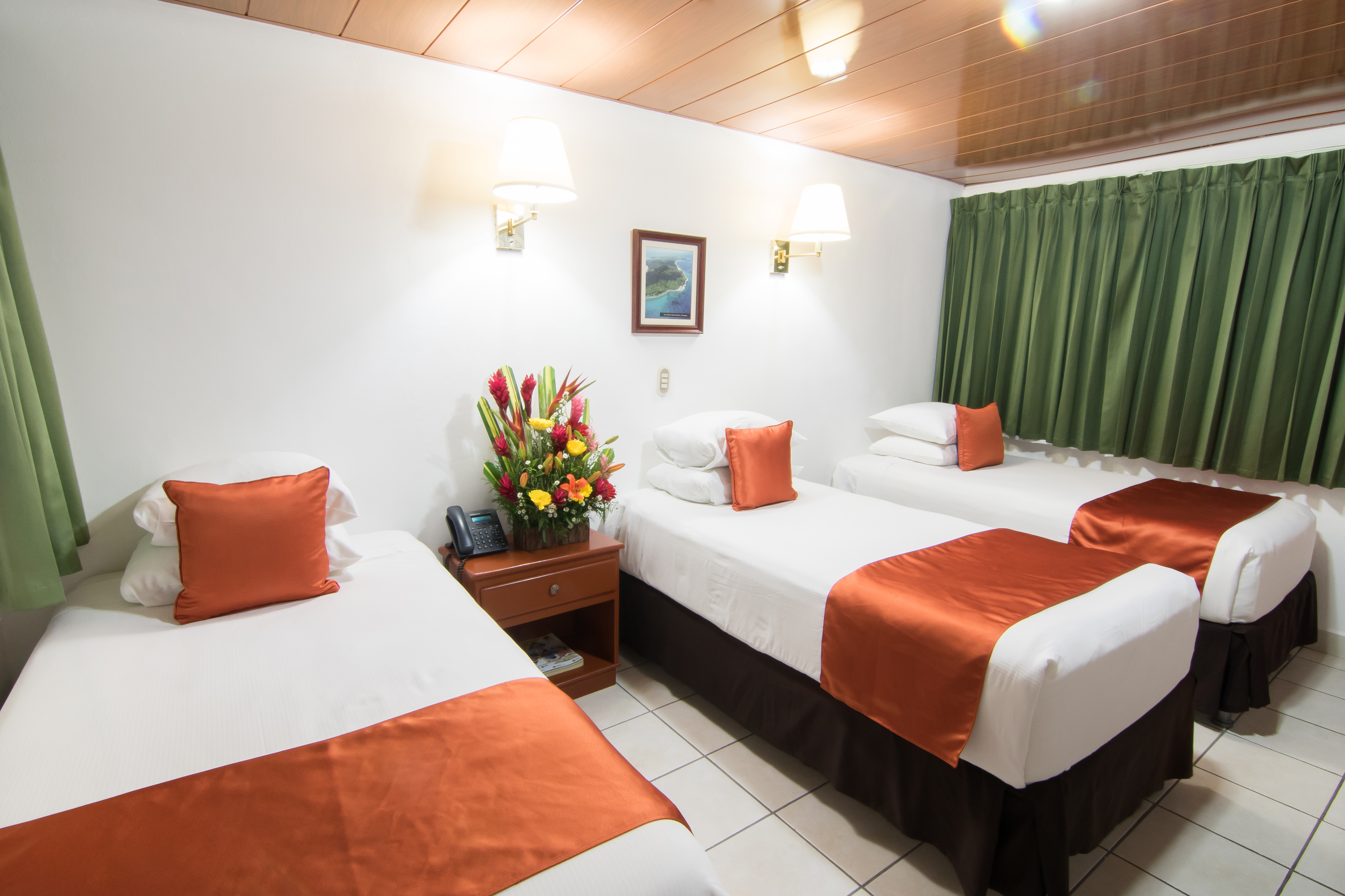 Best Western Las Mercedes Airport Hotel