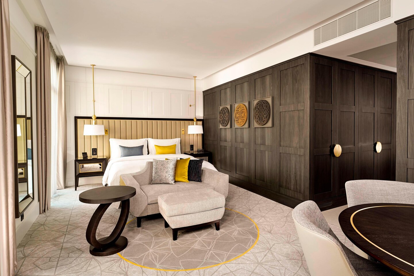 The Alexander, a Luxury Collection Hotel
