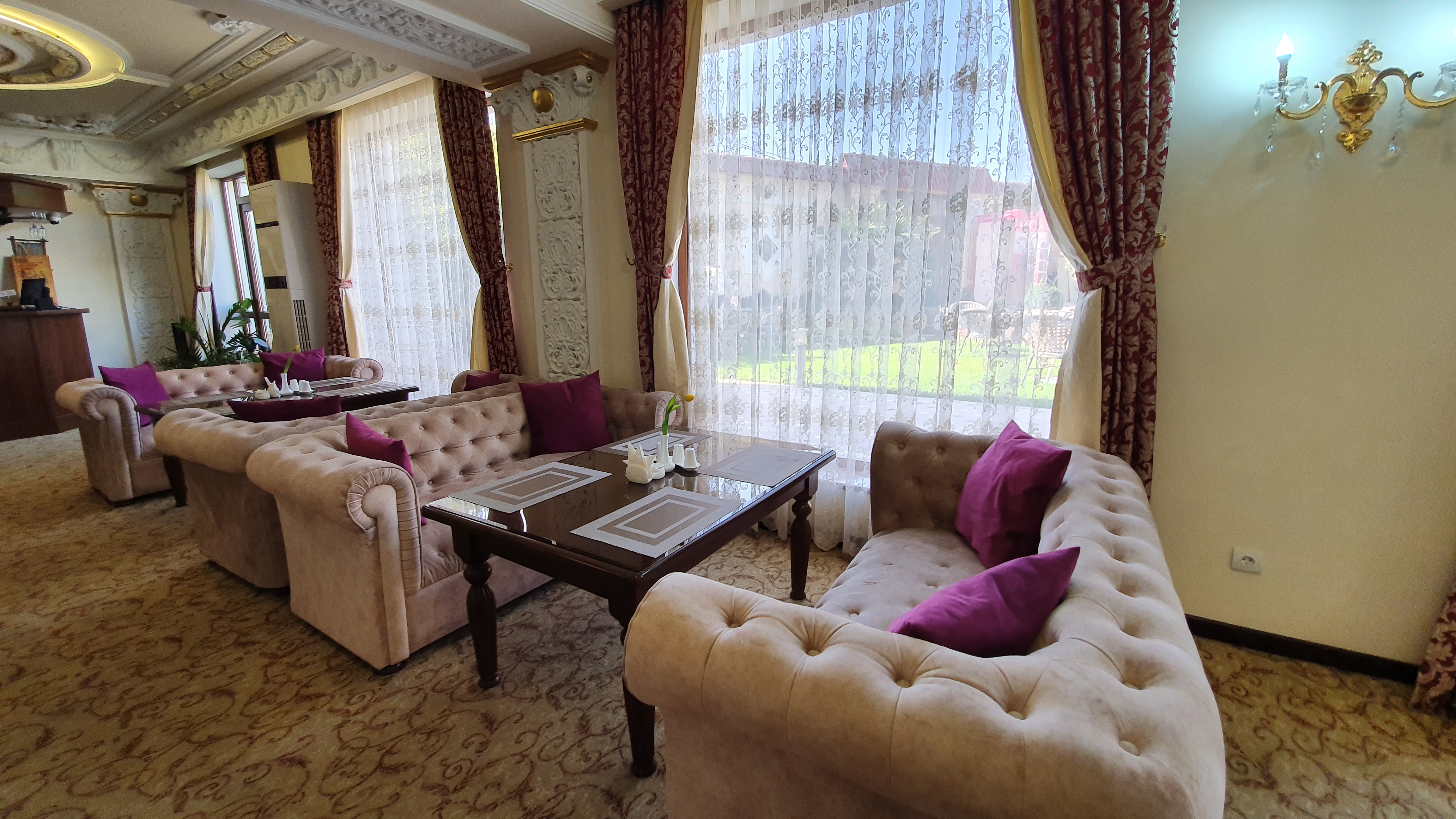 Hotel Emirkhan