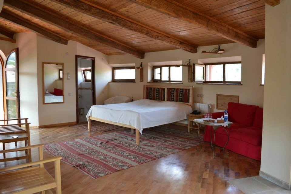 Mirhav Hotel