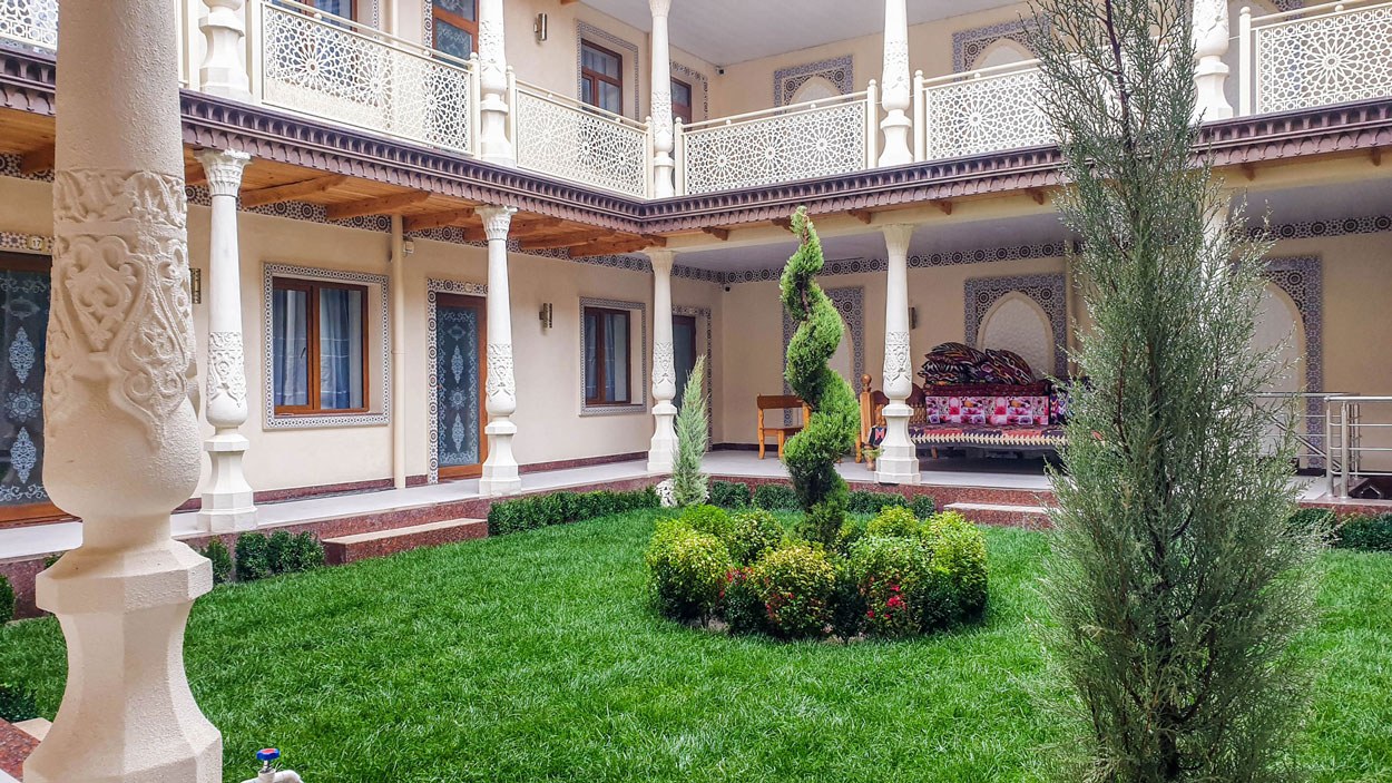 Jahongir Premium Hotel