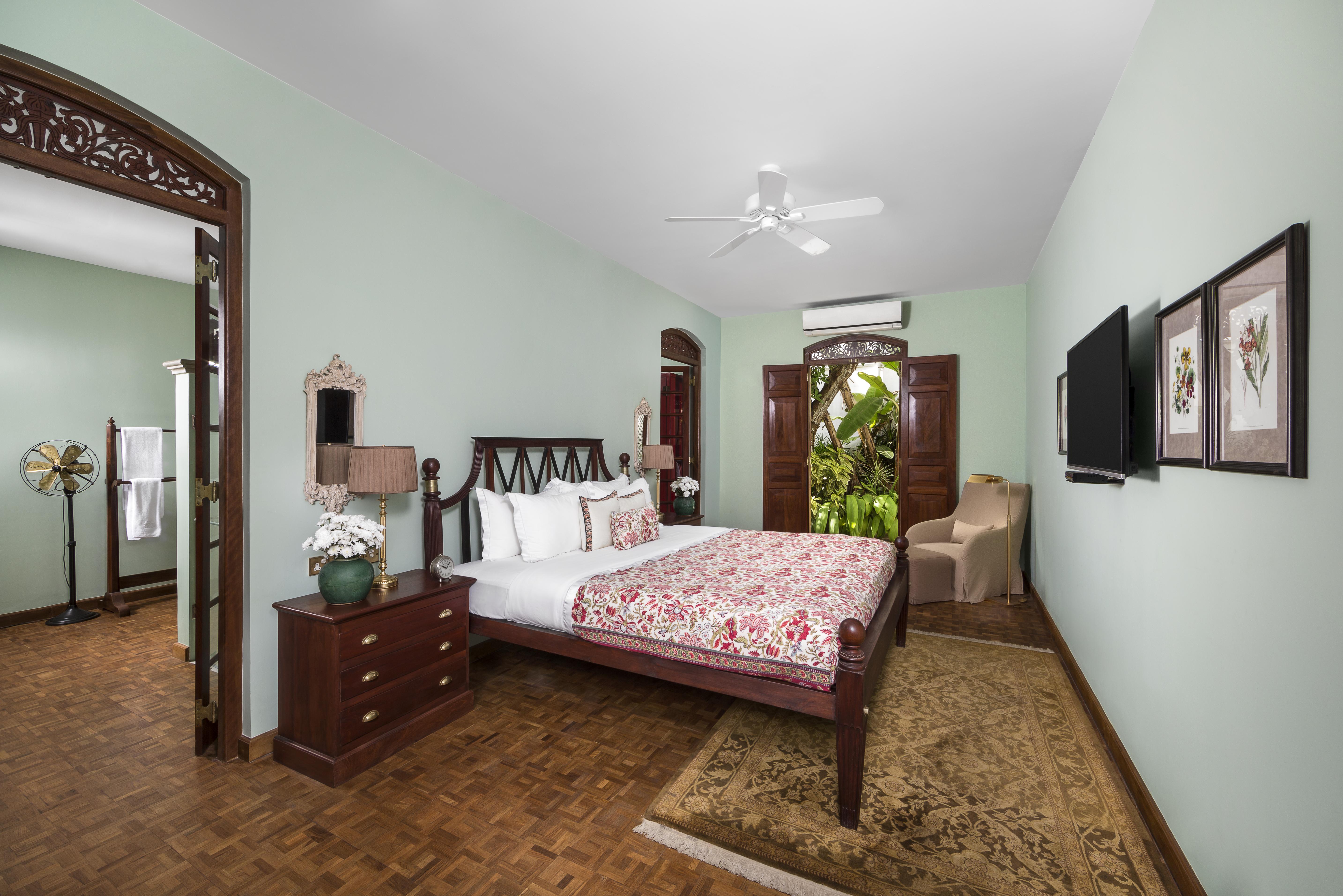 Maniumpathy House