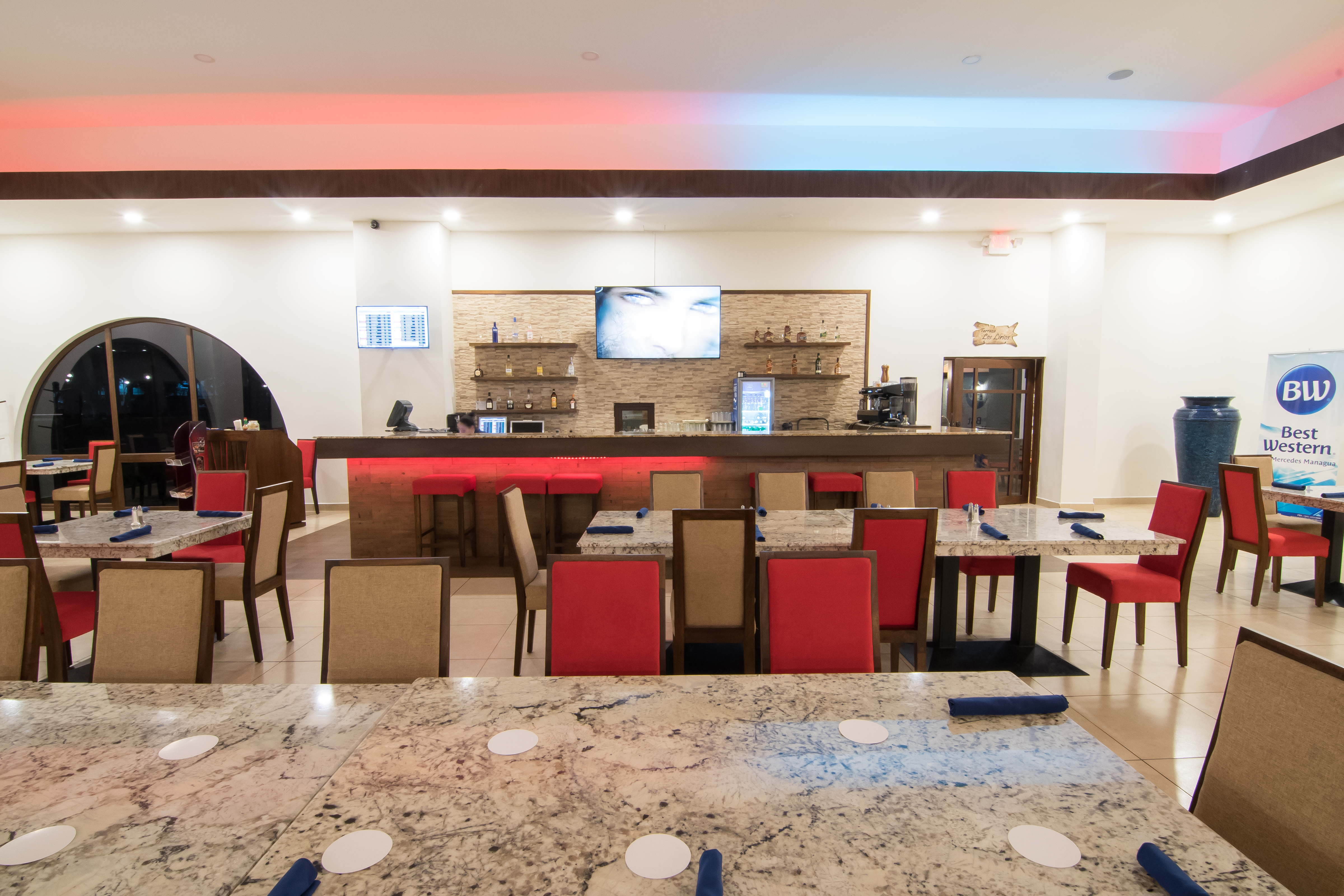 Best Western Las Mercedes Airport Hotel