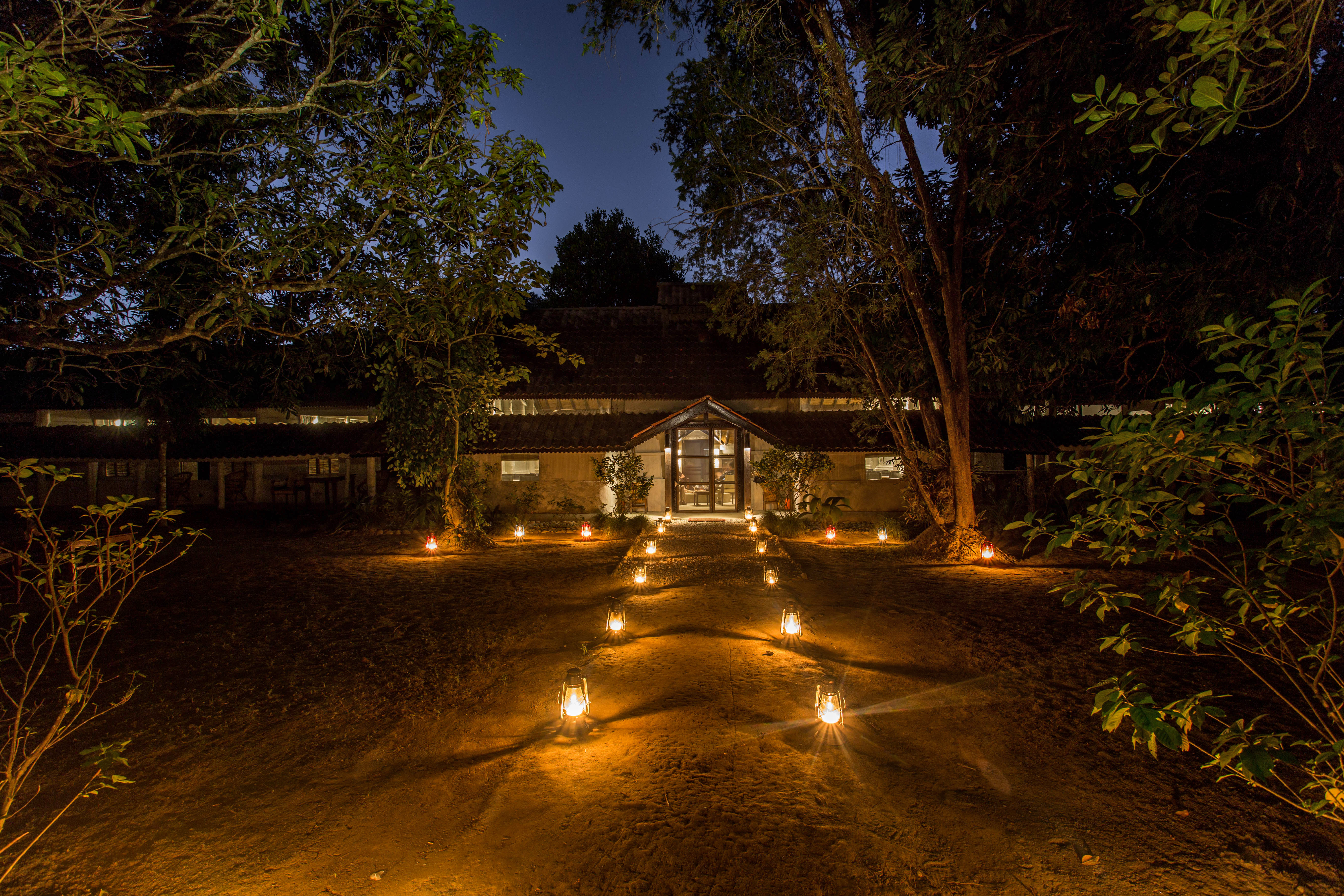 Tiger Tops Tharu Lodge