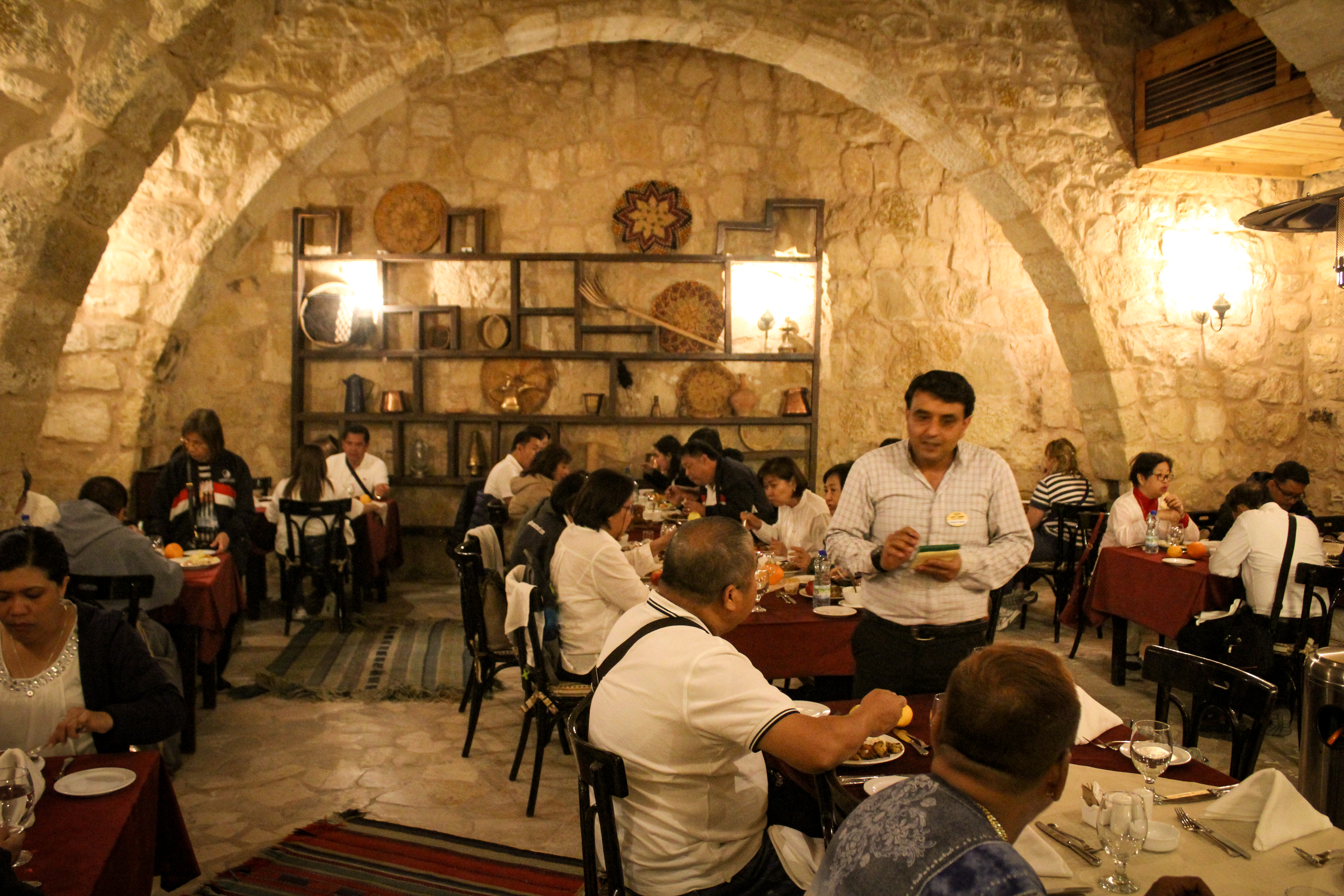 Hayat Zaman Hotel