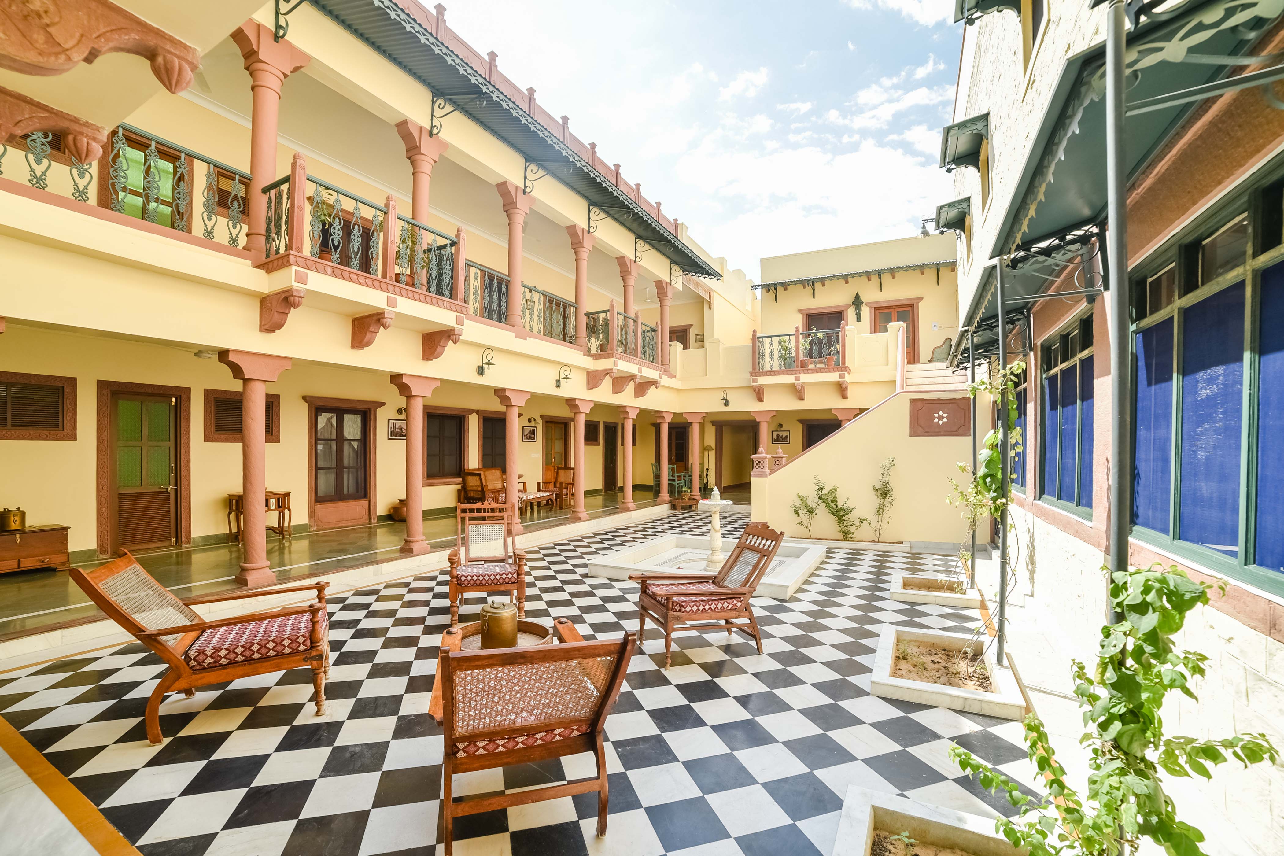 Ratan Vilas