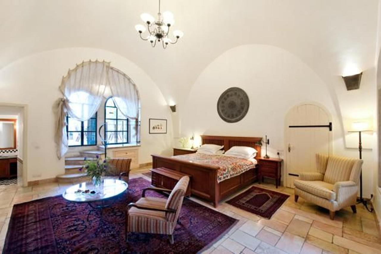 The American Colony Hotel