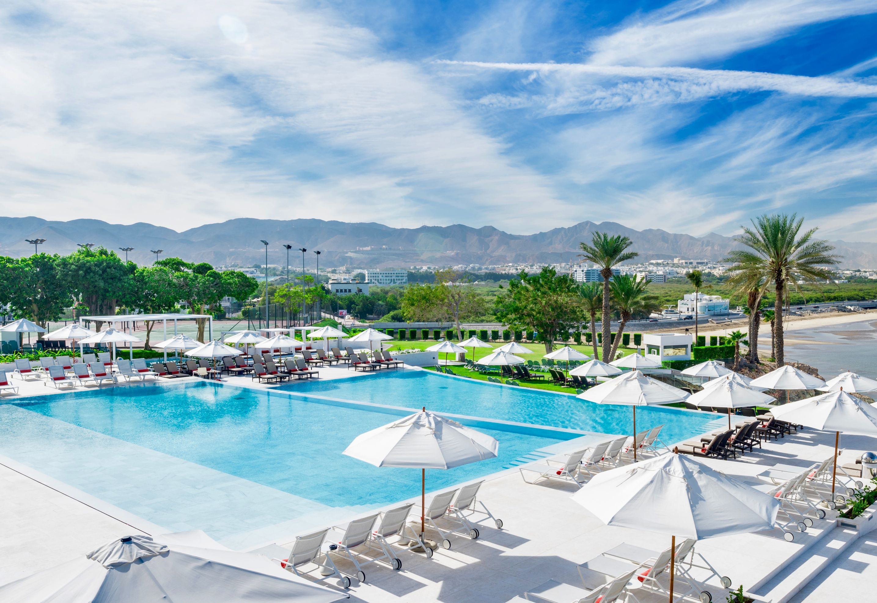 Crowne Plaza Muscat Hotel